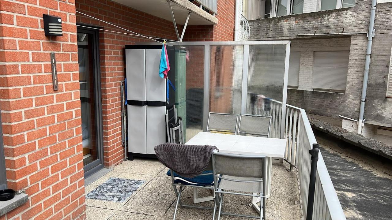 Appart Sympa 6P Avec Garage Et Terrasse Ensoleillee Et Spacieuse A 25M De La Mer Westende Middelkerke Bagian luar foto