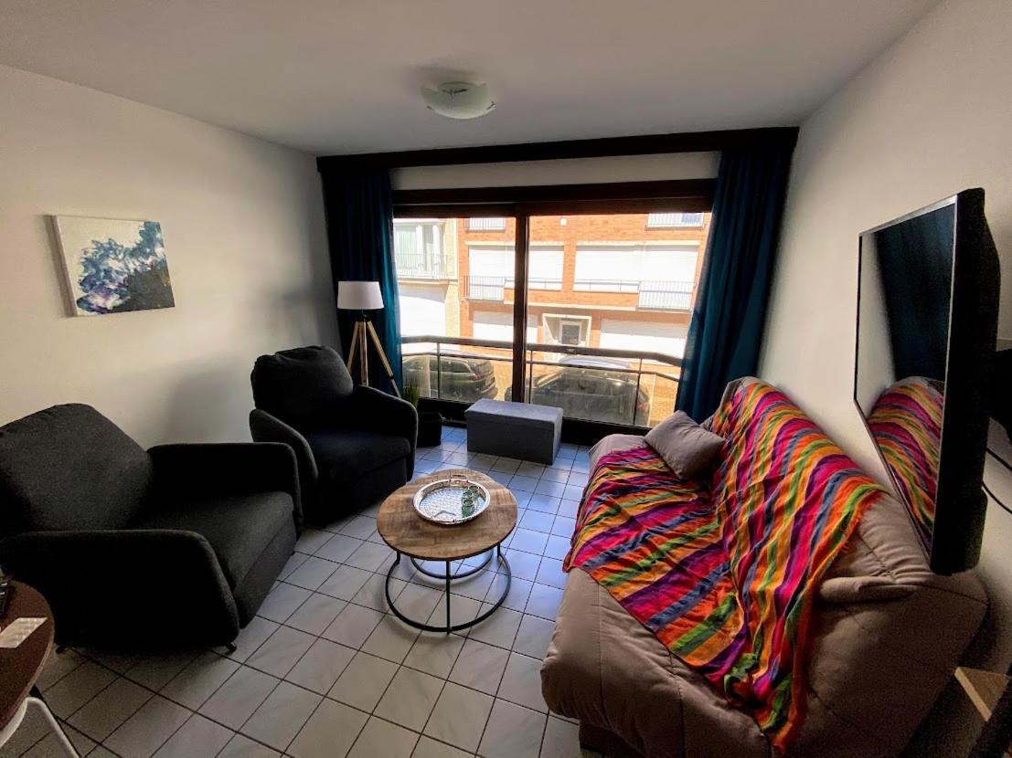 Appart Sympa 6P Avec Garage Et Terrasse Ensoleillee Et Spacieuse A 25M De La Mer Westende Middelkerke Bagian luar foto